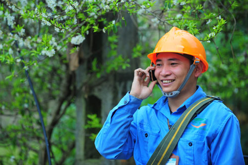 "Đại gia" di động khuyến cáo thuê bao cùng chống nghẽn